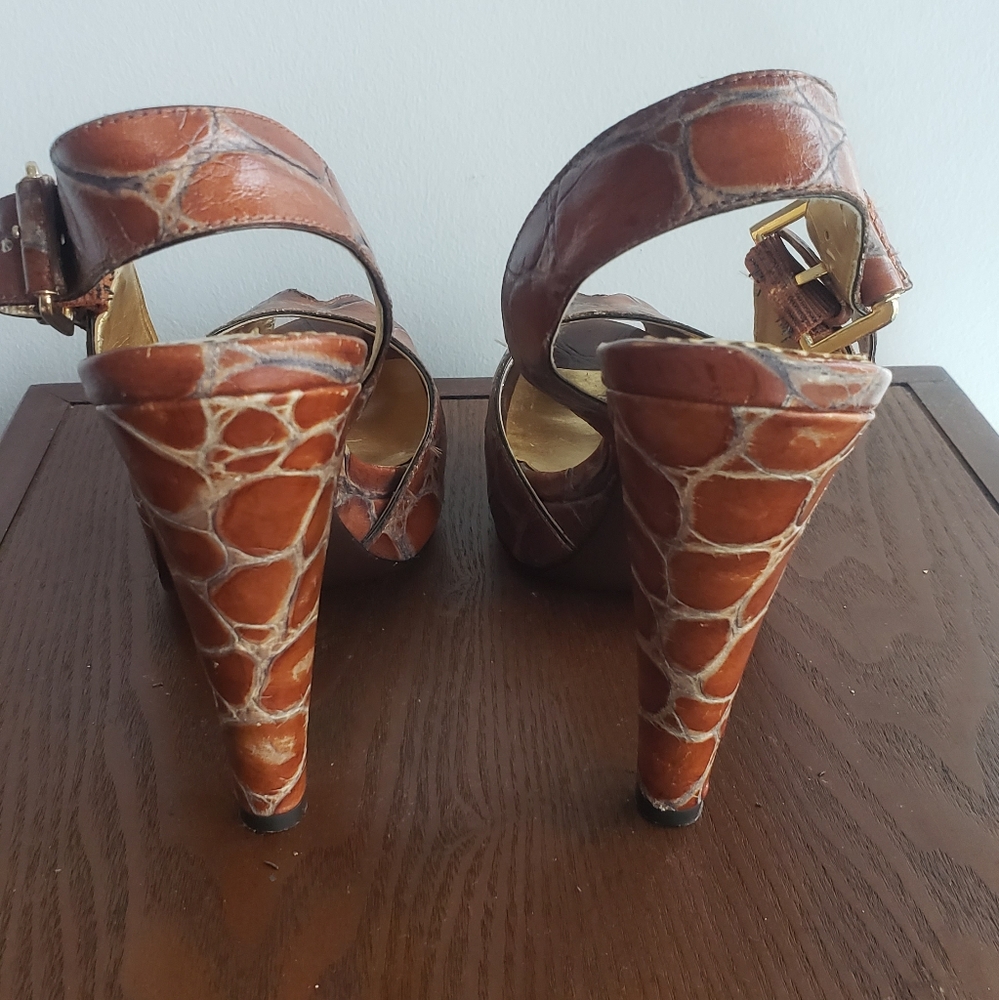 Report Signature Heels, Size 11, Rust Colored Rep… - image 2